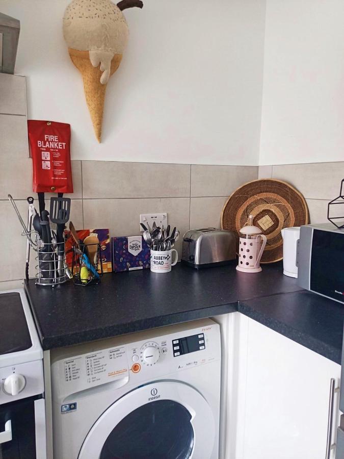 Apartmán Stylish 2-Bed Flat, Quick Access To London Sights Exteriér fotografie