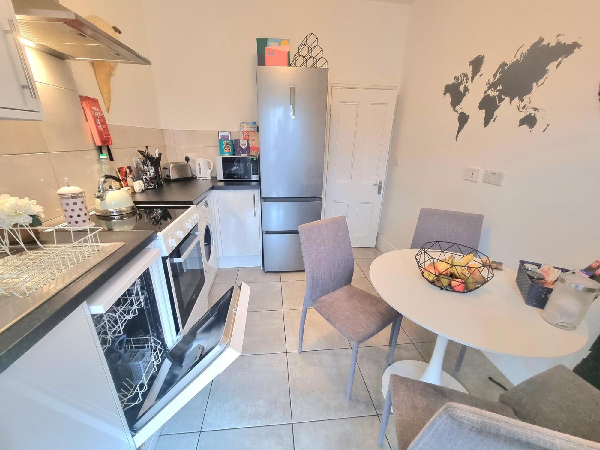 Apartmán Stylish 2-Bed Flat, Quick Access To London Sights Exteriér fotografie